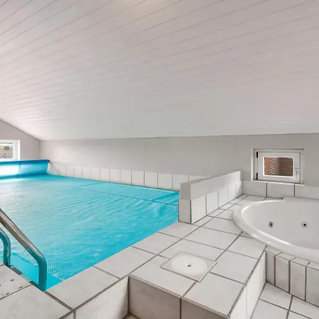 With Pool And Large Terrace - Sj610 Harboør