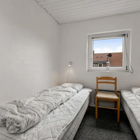 Feriehus With Pool And Large Terrace - Sj610 *